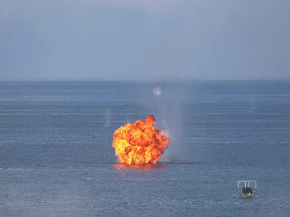 World News | Taiwan Detects 8 Chinese Vessels Around Its Territory