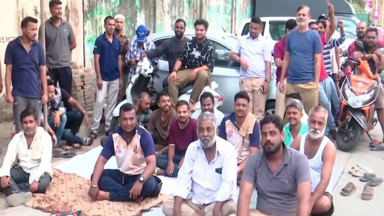 India News | Maharashtra: BEST Employees Continue Strike for Second Day, Demand Regularisation