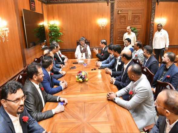 India News | Karnataka CM DK Shivakumar Interacts with Non-Resident Kannadigas, Seeks to Harness Their Expertise for Development