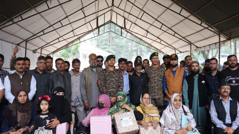 India News | Indian Army Hosts Ex-Servicemen Rally at Chinar Nau Jawan Club in Boniyar
