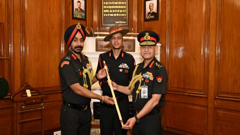 India News | COAS General Upendra Dwivedi Reaffirms Bond with J-K Rifles and Ladakh Scouts as Honorary Colonel