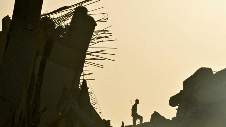 World News | Death Toll Rises to 589; over 2900 People Injured After Twin Earthquakes in Venezuela