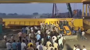 Jewar Airport Flyover Construction Accident: 3 Workers Killed, 1 Injured As Crane Overturns in Faridabad (Watch Videos)