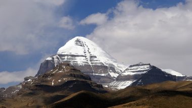 Kailash Mansarovar Yatra 2026: MEA Advisory Issued After 52 Indian Pilgrims Stranded in Nepal