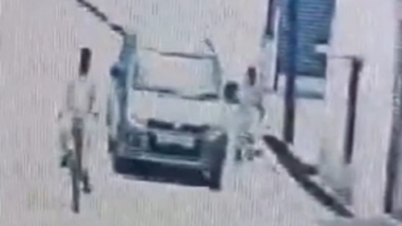 Meerut Viral Video: Know Why HDFC Bank Manager Kidnapped and Threw Lover's 7-Year-Old Son Into Canal