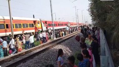 Morena Train Tragedy: False Fire Rumour Triggers Panic, 4 Killed After Passengers Jump From Moving Train (Watch Video)