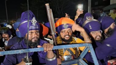 Uttarakhand Tension: Nihang Sikhs Breach Police Barricades, Enter State After Standoff at Border