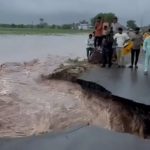 Amreli Highway Collapses As Heavy Monsoon Rains Trigger Flooding Across Gujarat (Viral Video)