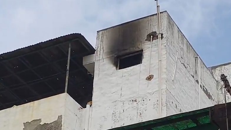Delhi Fire: Woman, 2 Children Die After Blaze Erupts at BK Dutt Colony (Video)