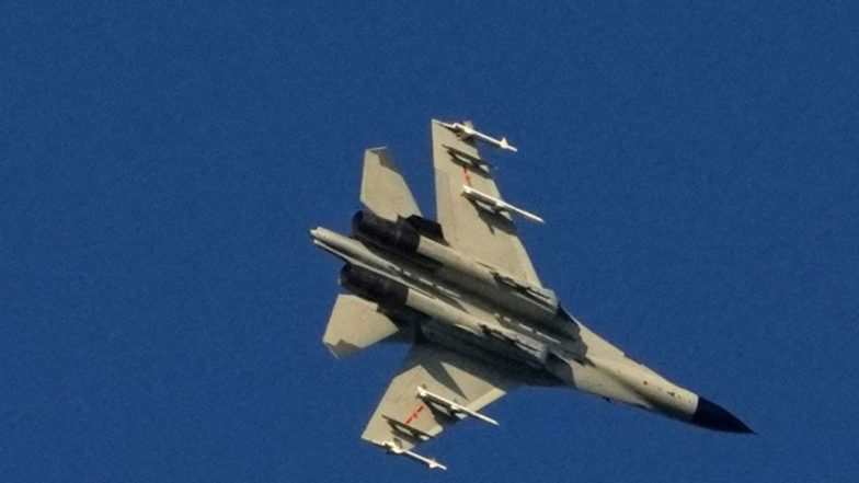 World News | Taiwan Detects 5 Chinese Aircraft, 6 Naval Vessels; 2 Cross Median Line
