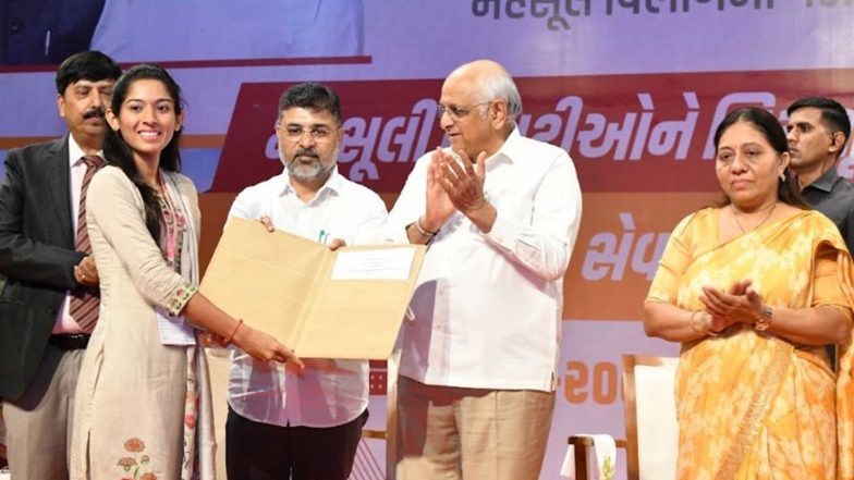 India News | Gujarat CM Gives Appointment Letters to over 2,300 Revenue Talatis, Launches Digital Reforms