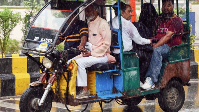Business News | Govt Directs Removal of BAT-BMS, Epoch-i-ion, Lossigy Apps from Android, IOS over E-rickshaw Disruption Concerns: Sources