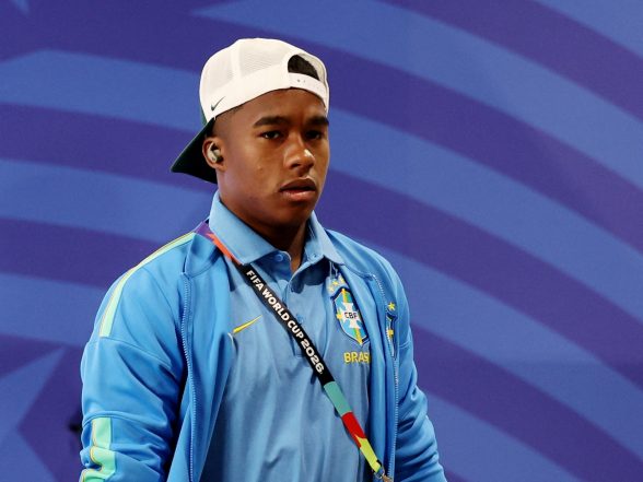 Sports News | FIFA World Cup 2026: Brazil's Endrick Backs Coach Ancelotti's Decisions Amid Limited Match Minutes