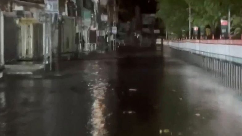 India News | Gujarat: Heavy Rain Causes Severe Flooding, Disrupts Traffic