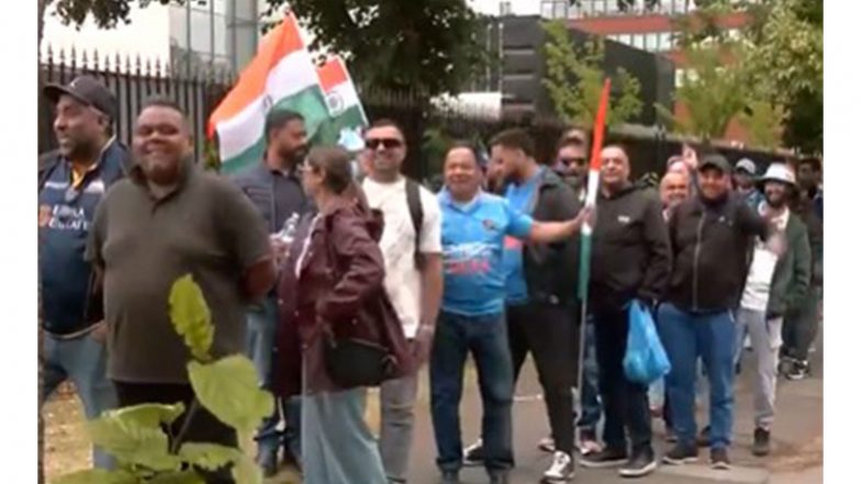Entertainment News | IND Vs ENG: Team India Supporters Throng Manchester's Cricket Ground, Carrying the Tricolour