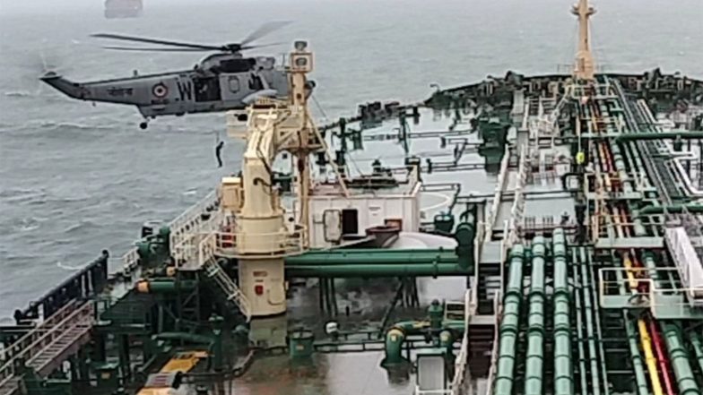 India News | Indian Coast Guard Rescues Injured Sailor from MT Desh Shakti off Mumbai Coast