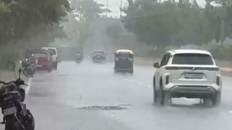India News | Delhi-NCR Sees Sudden Weather Change as Rain Hits, Thunderstorms Expected Later in Day