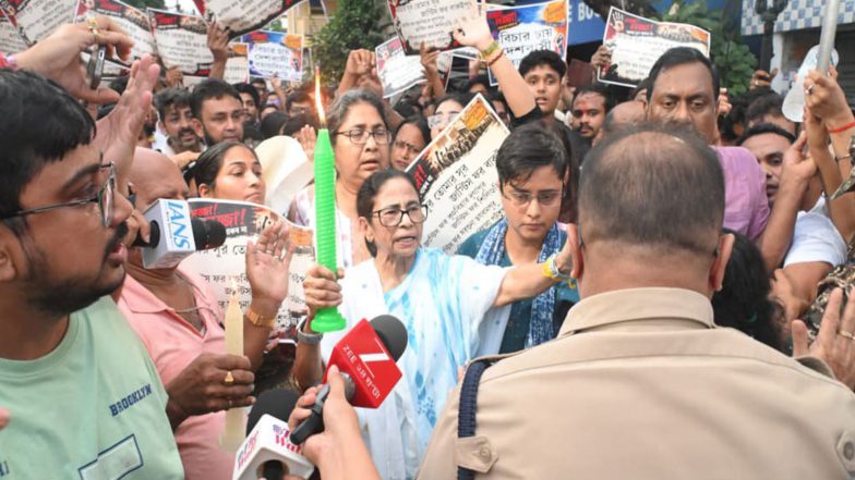 India News | West Bengal: Mamata Banerjee Leads Candlelight March Against Baruipur Minor's Alleged Rape-murder