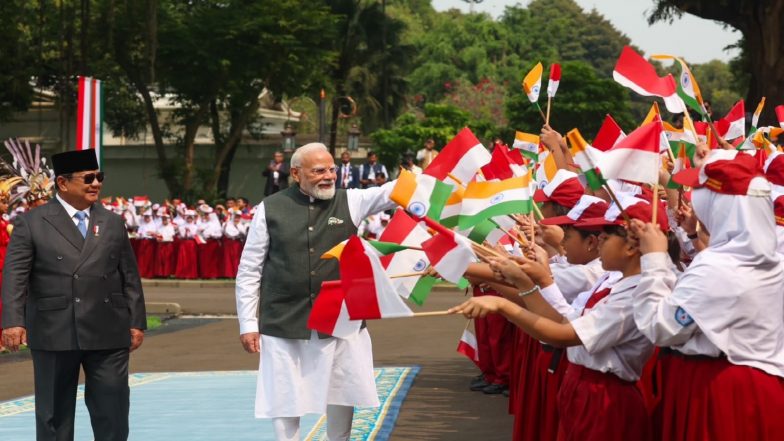 World News | Big Outcomes During PM Modi's Indonesia Visit; India to Support Development of Indonesian EVMS, Export Astra Missiles