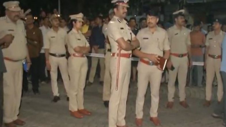 India News | Karnataka: Constable Shoots Self in Kalaburagi, Dies; Probe Underway