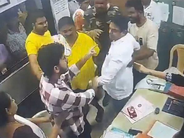 Ειδήσεις Ινδίας | Η FAIMA ζητά από τη Maharashtra CM Fadnavis να διασφαλίσει την άμεση σύλληψη υπόπτων στην υπόθεση επίθεσης ιατρικού προσωπικού του KDMC