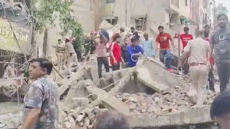 India News | Under-construction Building Collapses in Delhi's Rohini Sector 16