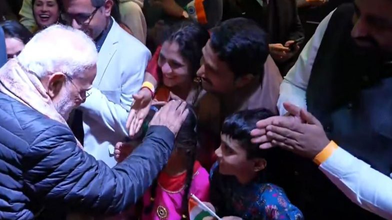 World News | PM Modi Receives Warm Welcome from Indian Diaspora in Australia