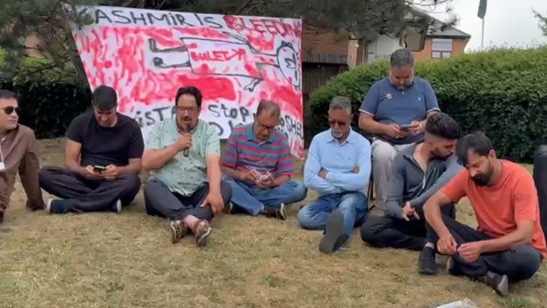 World News | Kashmiri Diaspora Protests in Bradford over Pakistan's Crackdown in PoJK