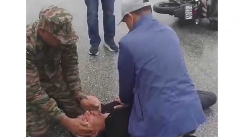 India News | Uttarakhand: Timely CPR by Army Medical Officer Saves Road Accident Victim in Champawat