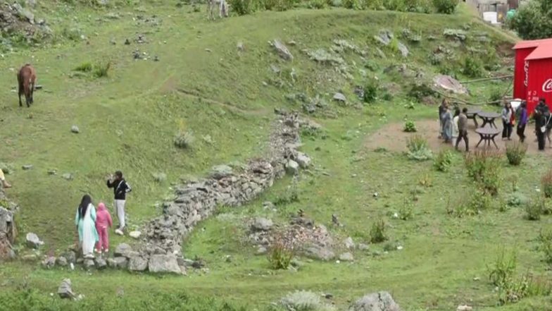 India News | Tourists Flock to Uttarakhand's Mana, Praising Scenic Beauty Amid Foggy Weather