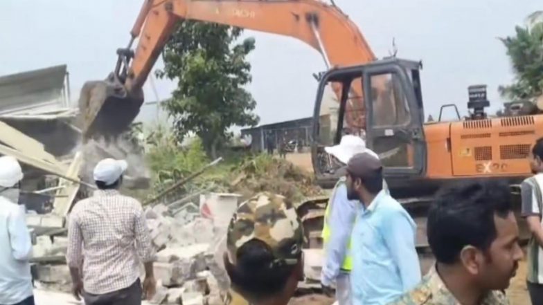 India News |    Jagan Mohan Reddy Alleges Farmers Forcibly Dragged from Their Fields, Crops Destroyed in Name of Amravati Land Acquisition