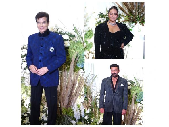 Ψυχαγωγικά Νέα | Διασημότητες όπως οι Jeetendra, Bobby Deol και Sonakshi παρευρίσκονται στη γαμήλια δεξίωση του νεόνυμφου Akanksha Sharan στη Βομβάη