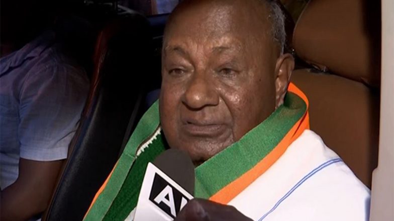India News | Karnataka: Former PM HD Deve Gowda Urges CM Shivakumar to Halt Bidadi Township Land Acquisition, Seeks Dialogue with Farmers