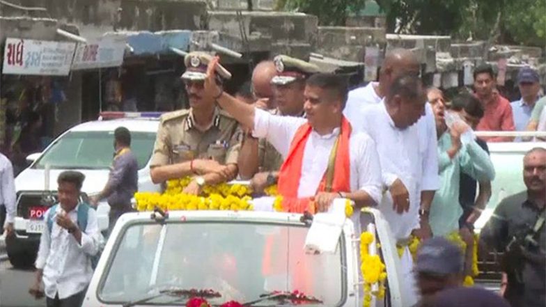 India News | Gujarat: Deputy CM Harsh Sanghavi Inspects Rath Yatra Route, Reviews Elaborate Security Preparations in Ahmedabad