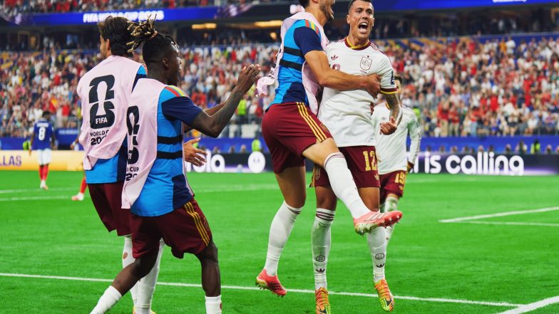 Sports News | FIFA World Cup 2026: Spain PM Pedro Sanchez Congratulates La Roja After 2-0 Win over France in Semi-final