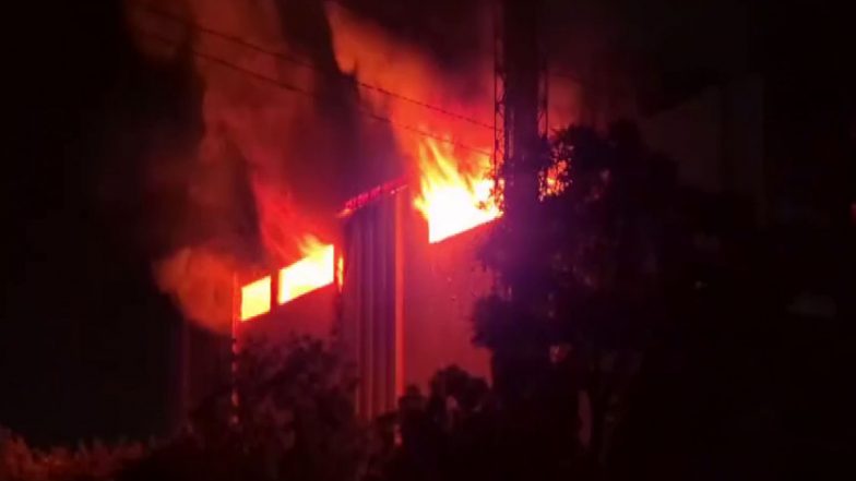 India News | Gurugram: Massive Fire Breaks out at Warehouse in Jhund Sarai Area