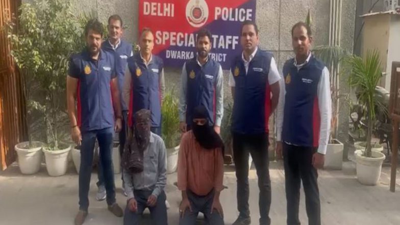 India News | Delhi: Two Arrested in Murder Case in Dwarka; Hammer Used in Crime Recovered