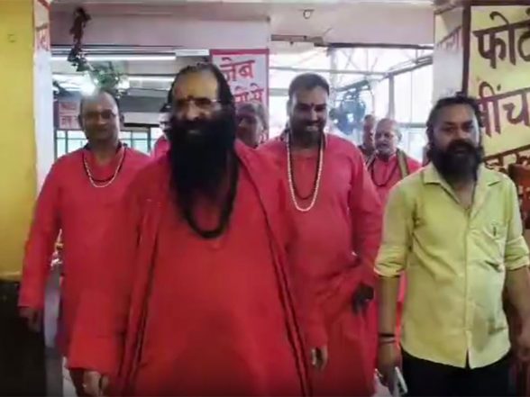 India News | Mansa Devi Temple Priests Wear Attire Without Pockets Amid Donation Management Concerns