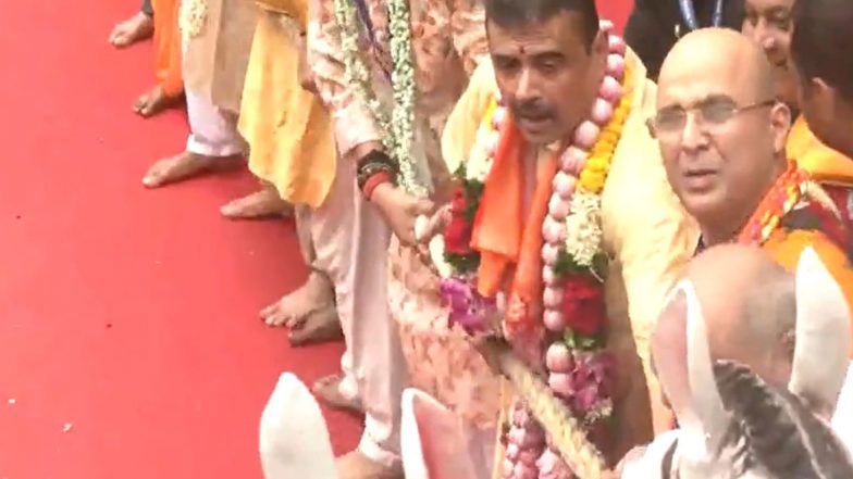 India News | W Bengal CM Suvendu Adhikari Performs 'Chhera Pahanra' Ritual; Tugs Chariot Rope to Mark Start of 55th ISKCON Rath Yatra