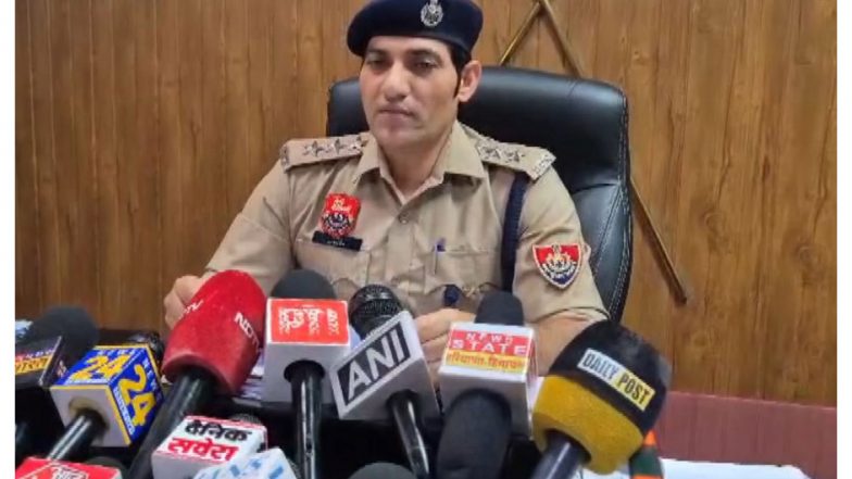 India News | Gurugram Police Detain 13 Suspected Bangladeshi Nationals for Illegal Stay, Initiate Deportation Process