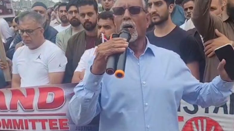 World News | Pakistan Accused of Repression in PoJK as Protesters Rally Outside Pakistani Consulate in Bradford