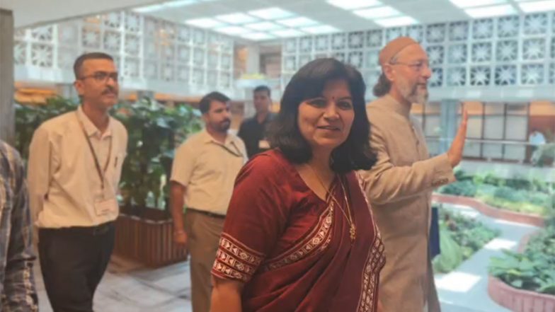 India News | BJP MP Aparajita Sarangi-led JPC Defers Adoption of Report on J-K, UT Bills; Seeks More Deliberations