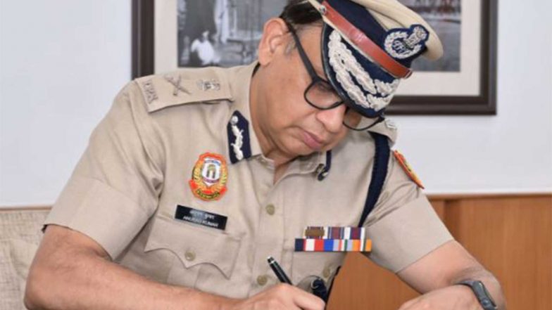 India News | Delhi Police Commissioner Issues Strong Anti-corruption Message in First Key Meeting with Senior Officers