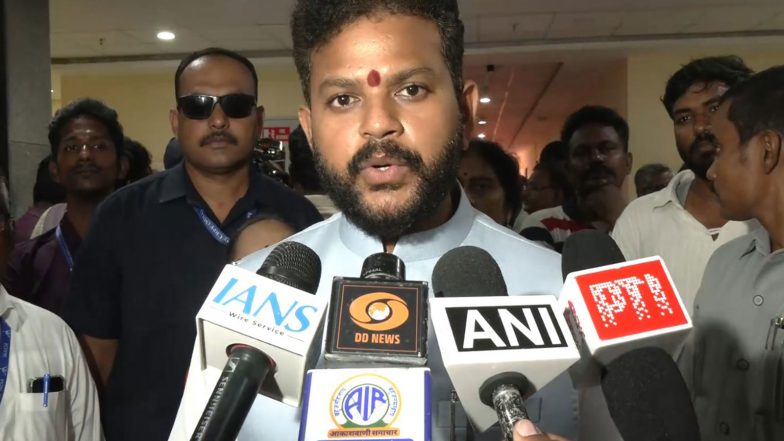 Business News | Civil Aviation Minister Naidu Inaugurates Vijayawada Airport Terminal Building, Says Second Terminal Project to Be Completed in Three Months