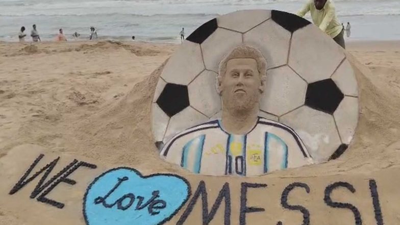 Sports News | FIFA World Cup 2026: Sudarsan Pattnaik Creates WC Trophy, Messi Sand Sculptures Ahead of Final