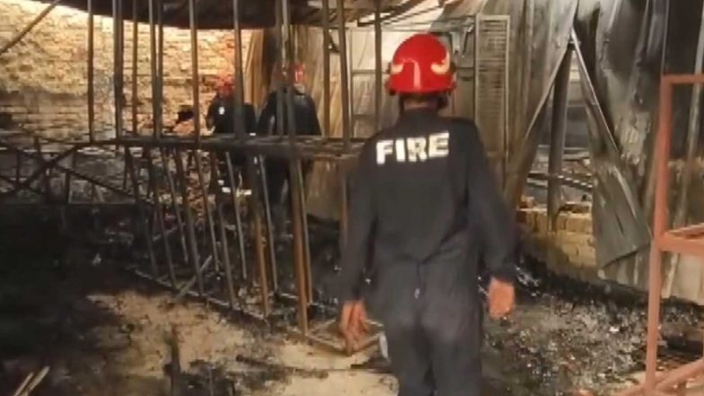 India News | Delhi: Massive Fire Breaks out at Warehouse in Swaroop Colony; None Hurt