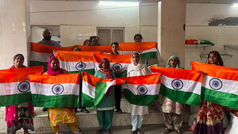 India News | Delhi Self-help Groups to Play Key Role in 'Har Ghar Tiranga' Campaign: CM Rekha Gupta