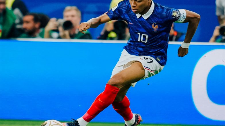 Sports News | FIFA World Cup 2026: Kylian Mbappe Makes Goal Prediction for Messi in Finals Amid Race for Golden Boot