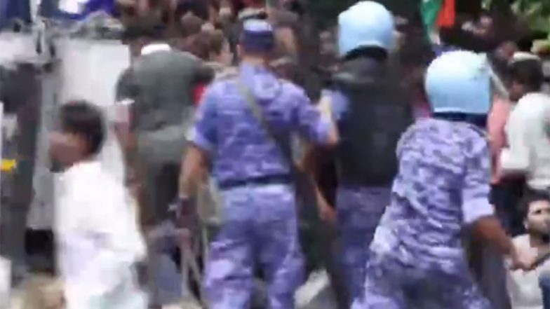 India News | Police Use Mild Force to Disperse CJP Protestors as They Attempt to March to Parliament