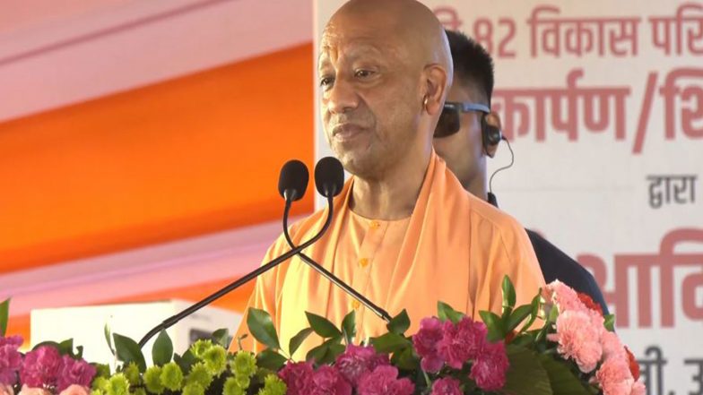 India News | Uttar Pradesh CM Offers Prayers at Lodheshwar Mahadev Temple; Unveils Massive Development Plan in Barabanki